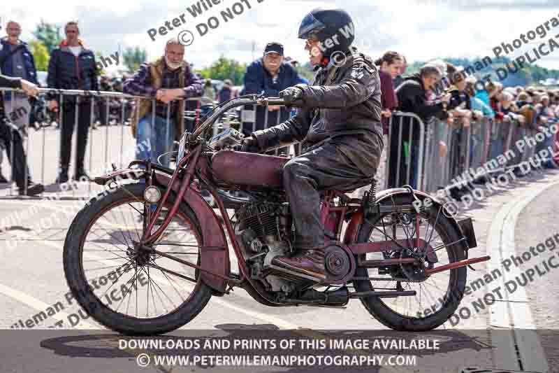 Vintage motorcycle club;eventdigitalimages;no limits trackdays;peter wileman photography;vintage motocycles;vmcc banbury run photographs